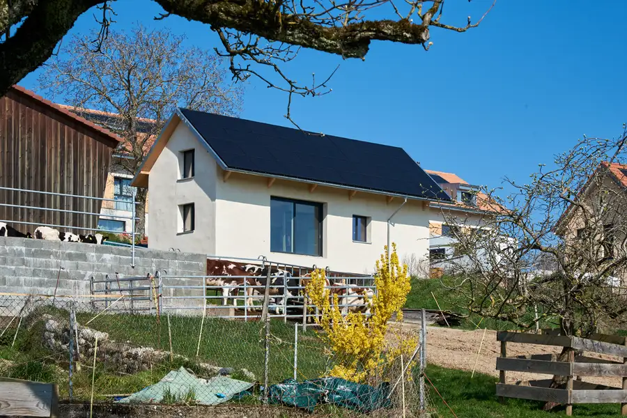 Maison paille Surpierre 3548